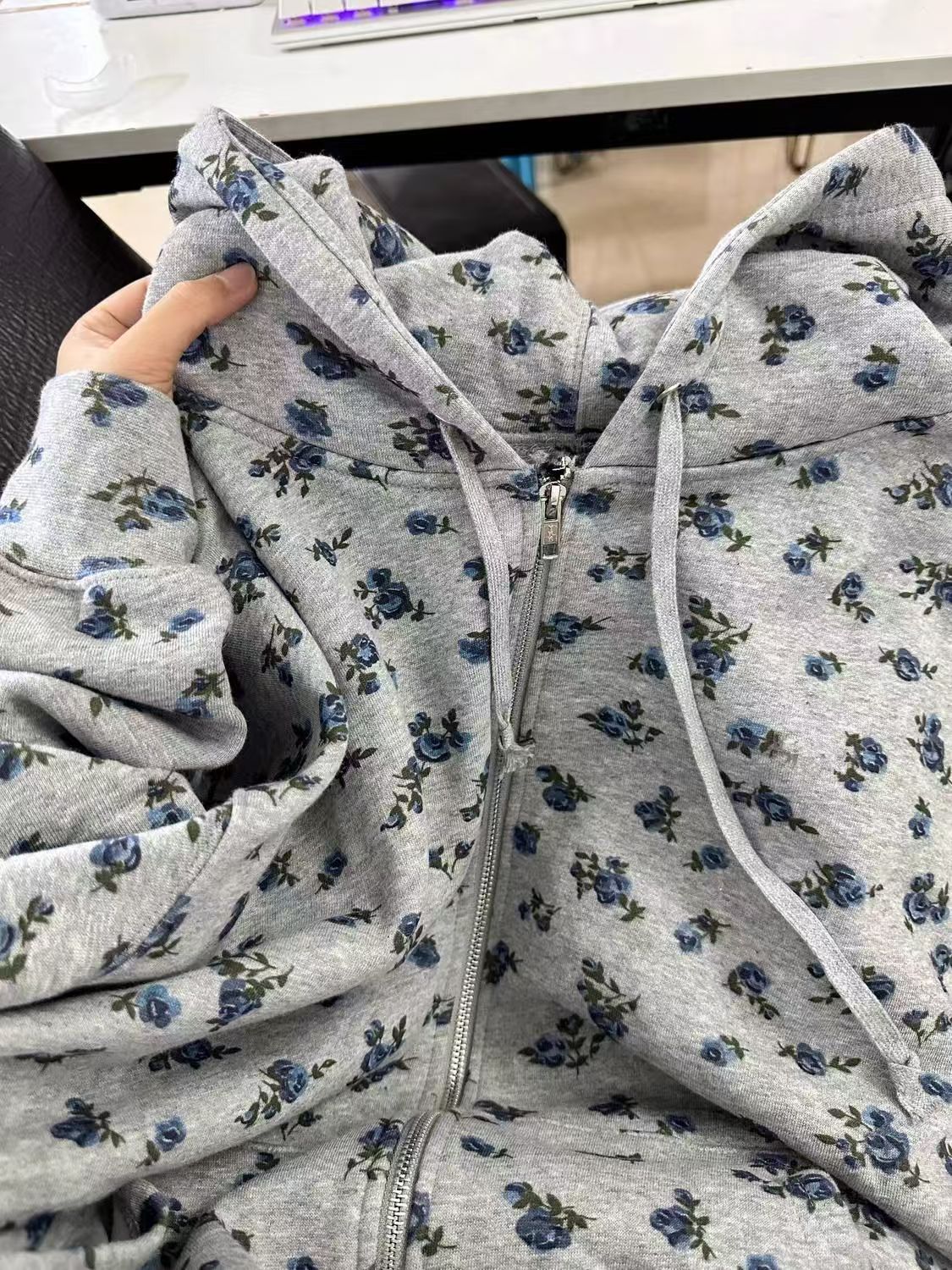 Sweat-shirt à imprimé floral r - Plant Parent Hoodie avis et prix